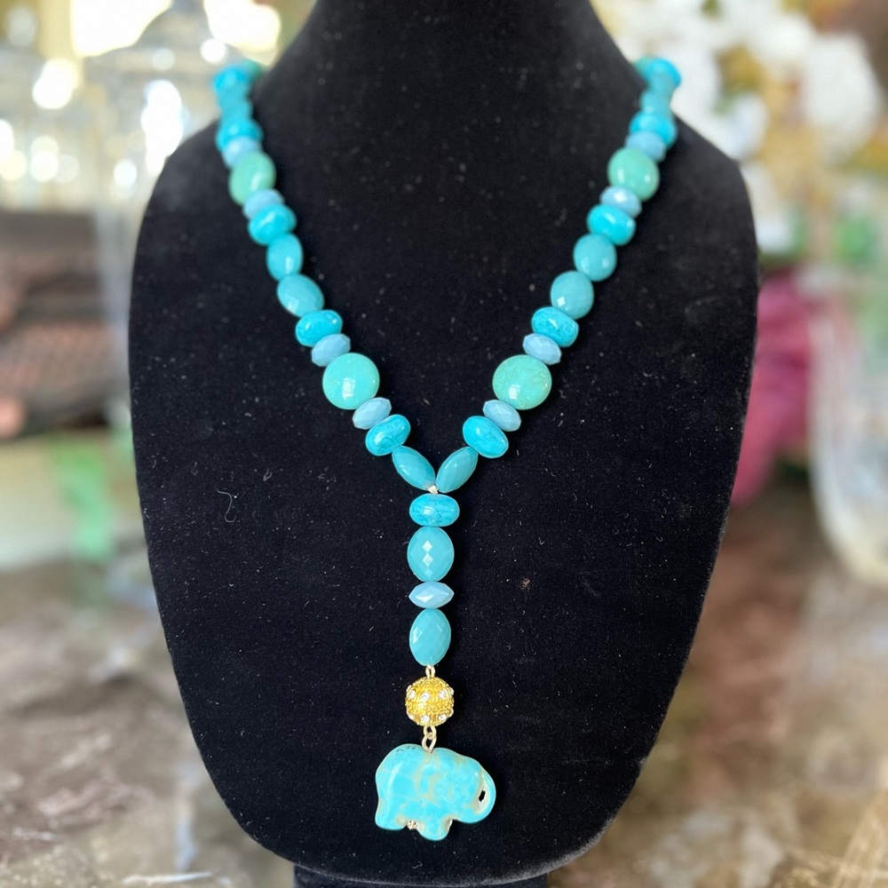Chico’s 31 in Turquoise Bead Elephant “Sheba” Necklace